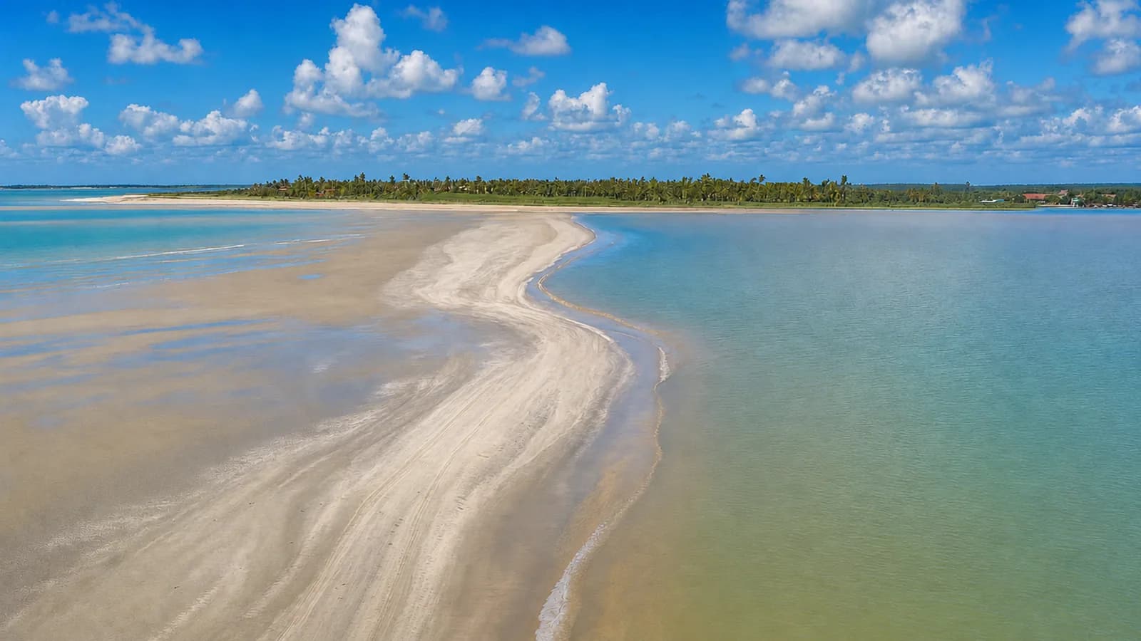 Vista aérea do banco de areia conhecido como Caminho de Moisés
